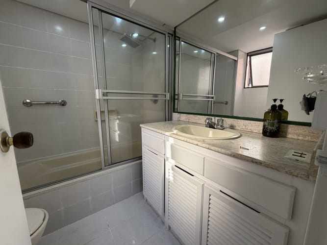 Apartamento en venta en Milla De Oro, Medellín · foto 14 de 17