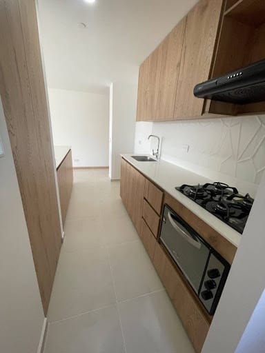 Apartamento de 3 alcobas en arriendo en San German, Medellín, 95 m² · foto 12 de 17