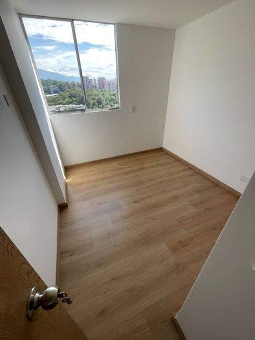 Apartamento de 3 alcobas en arriendo en San German, Medellín, 95 m² · foto 15 de 17