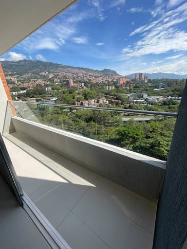 Apartamento de 3 alcobas en arriendo en San German, Medellín, 95 m² · foto 17 de 17
