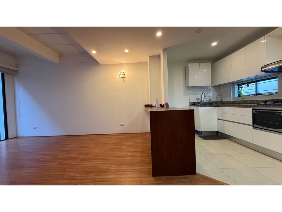 Apartamento en venta en Cantalejo, Bogotá · foto 8 de 16