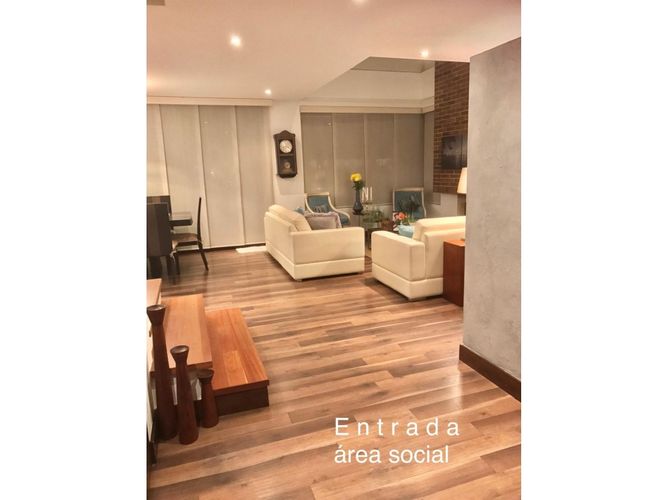 Casa de 4 alcobas en arriendo en Pueblo Viejo, Cota, 176 m² · foto 3 de 24