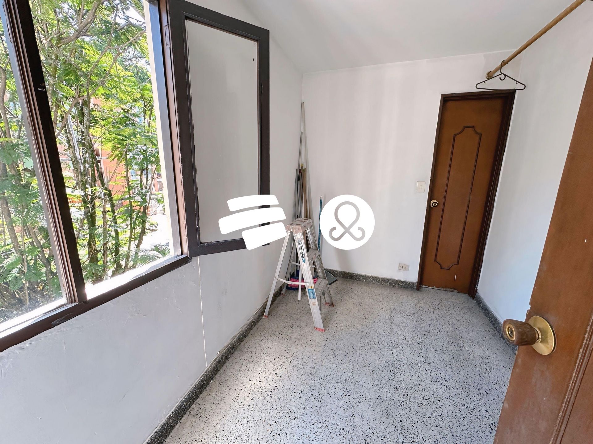 Apartamento en venta en Laureles, Medellín · foto 9 de 21