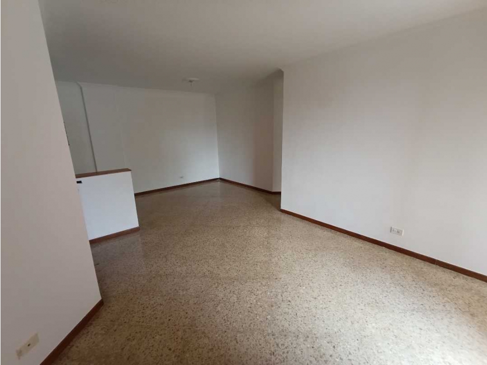 Apartamento en venta en El Poblado, Medellín · foto 5 de 21