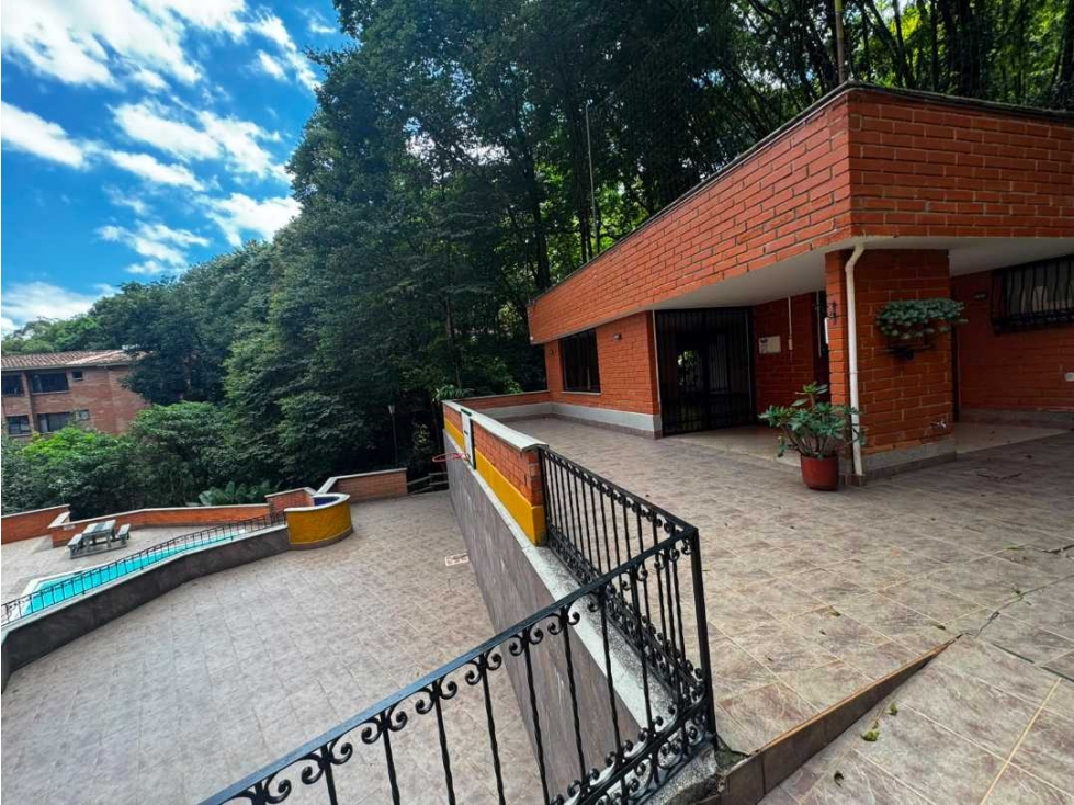 Apartamento en venta en El Poblado, Medellín · foto 18 de 21