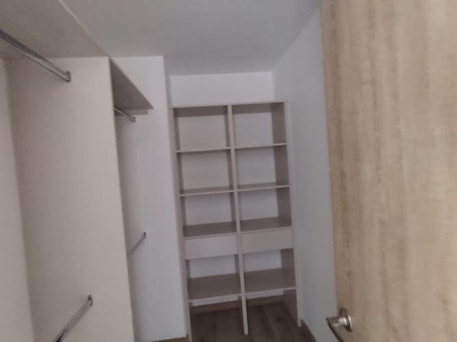 Apartamento de 2 alcobas en arriendo en Cataluña, Medellín, 91 m² · foto 3 de 10