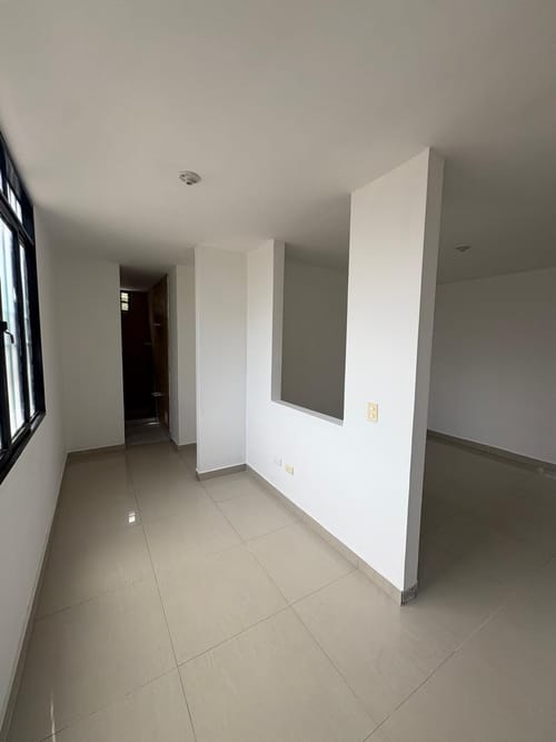 Apartamento de 2 alcobas en venta en Jardin Valparaiso, Ibagué, 50 m² · foto 4 de 13