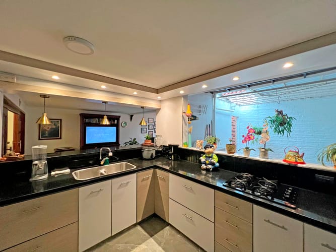 Casa de 4 alcobas en venta en Ciudad Capri, Cali, 280 m² · foto 2 de 24