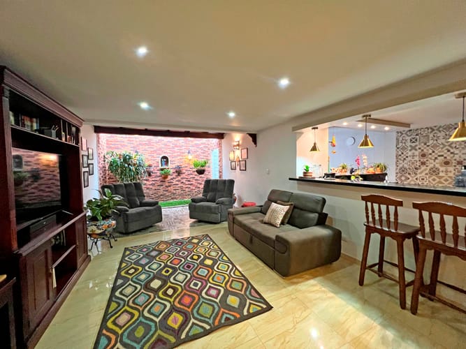 Casa de 4 alcobas en venta en Ciudad Capri, Cali, 280 m² · foto 8 de 24