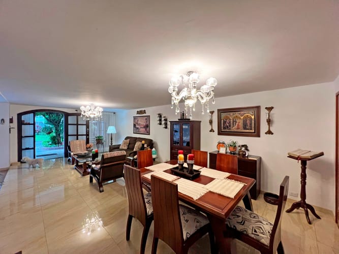 Casa de 4 alcobas en venta en Ciudad Capri, Cali, 280 m² · foto 12 de 24