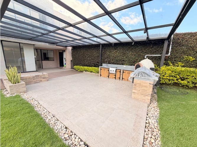Casa de 4 alcobas en arriendo en Pueblo Viejo, Cota, 220 m² · foto 24 de 24