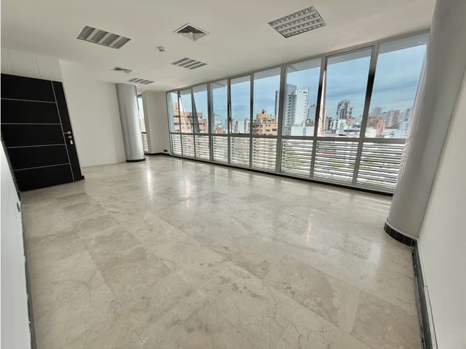 Oficina en venta en Bolarqui, Bucaramanga, 44 m² · foto 3 de 11
