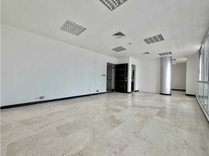 Oficina en venta en Bolarqui, Bucaramanga, 44 m² · foto 4 de 11