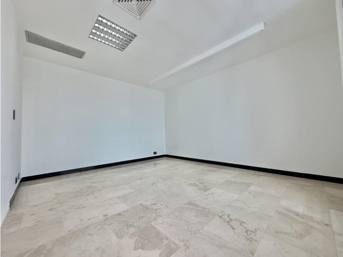 Oficina en venta en Bolarqui, Bucaramanga, 44 m² · foto 6 de 11