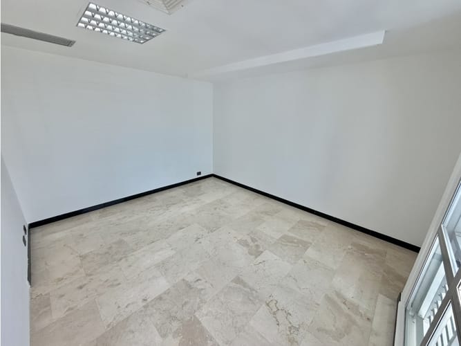 Oficina en venta en Bolarqui, Bucaramanga, 44 m² · foto 7 de 11