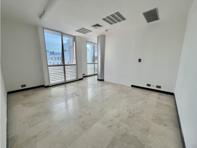 Oficina en venta en Bolarqui, Bucaramanga, 44 m² · foto 9 de 11