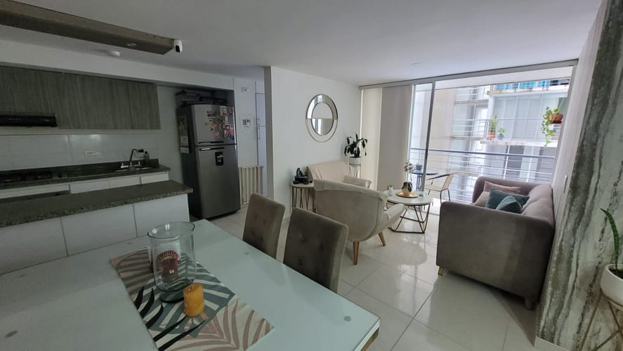 Apartamento de 3 alcobas en venta en Picaleña Y Mirolindo, Ibagué, 87 m² · foto 4 de 10