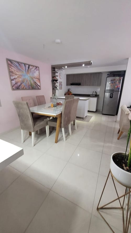 Apartamento de 3 alcobas en venta en Picaleña Y Mirolindo, Ibagué, 87 m² · foto 5 de 10