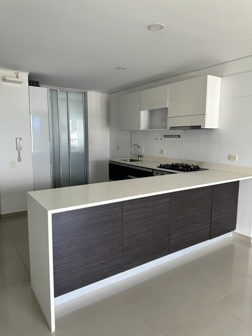 Apartamento de 3 alcobas en venta en Picaleña Y Mirolindo, Ibagué, 130 m² · foto 7 de 9
