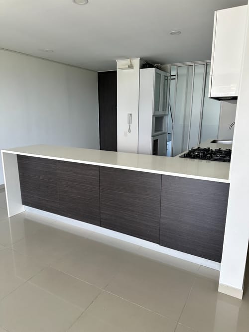 Apartamento de 3 alcobas en venta en Picaleña Y Mirolindo, Ibagué, 130 m² · foto 8 de 9