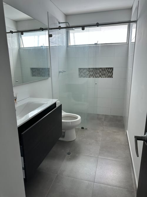 Apartamento de 3 alcobas en venta en Picaleña Y Mirolindo, Ibagué, 130 m² · foto 9 de 9