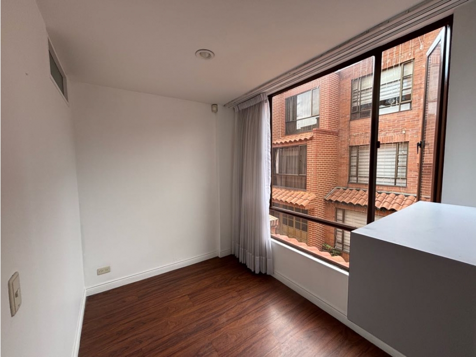 Casa en venta en Santa Barbara, Bogotá · foto 8 de 24