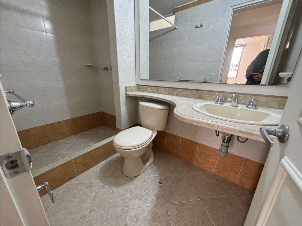 Casa en venta en Santa Barbara, Bogotá · foto 14 de 24