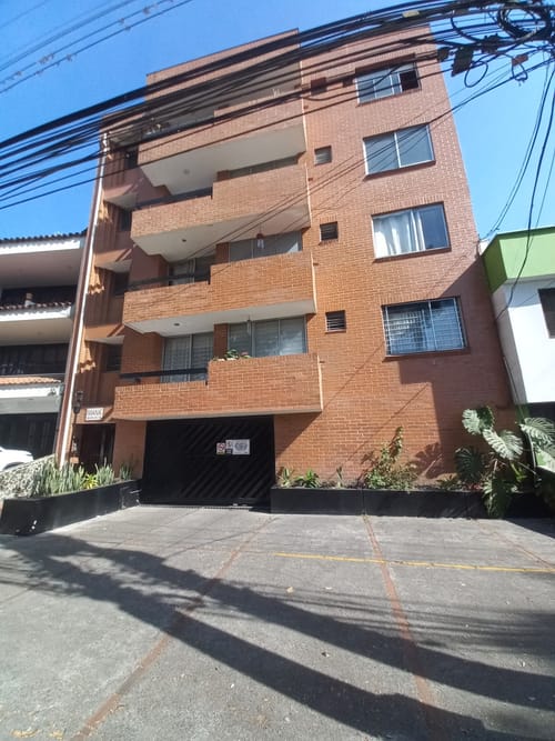 Apartamento de 4 alcobas en venta en Piedra Pintada, Ibagué, 116 m² · foto 2 de 24