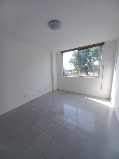 Apartamento de 4 alcobas en venta en Piedra Pintada, Ibagué, 116 m² · foto 8 de 24