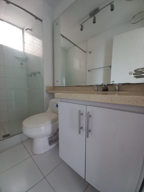 Apartamento de 4 alcobas en venta en Piedra Pintada, Ibagué, 116 m² · foto 19 de 24