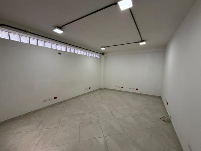 Oficina en arriendo en Florida Nueva, Medellín, 160 m² · foto 13 de 14