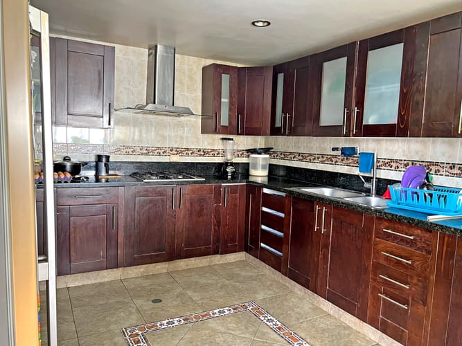 Casa de 5 alcobas en venta en Bellavista, Cali, 370 m² · foto 5 de 16