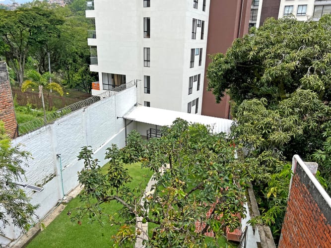Casa de 5 alcobas en venta en Bellavista, Cali, 370 m² · foto 14 de 16