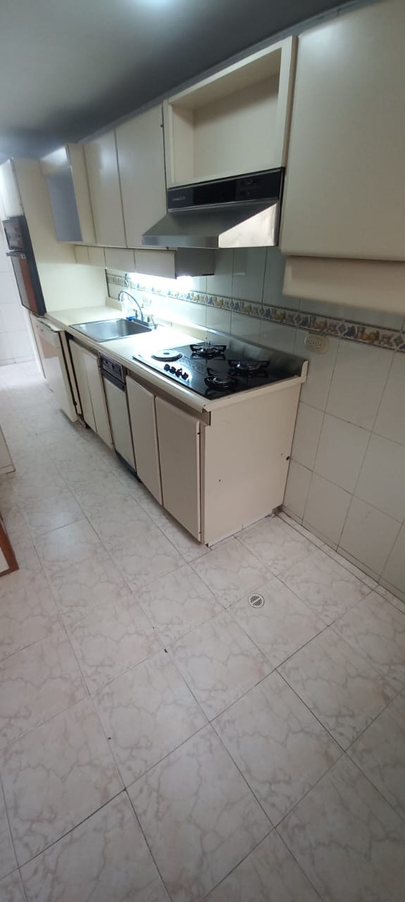 Apartamento en venta en Cedritos, Bogotá · foto 13 de 15