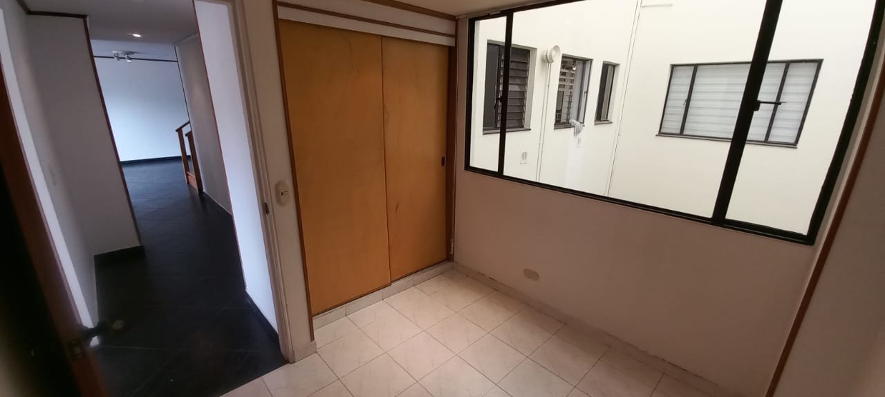 Apartamento en venta en Cedritos, Bogotá · foto 5 de 15