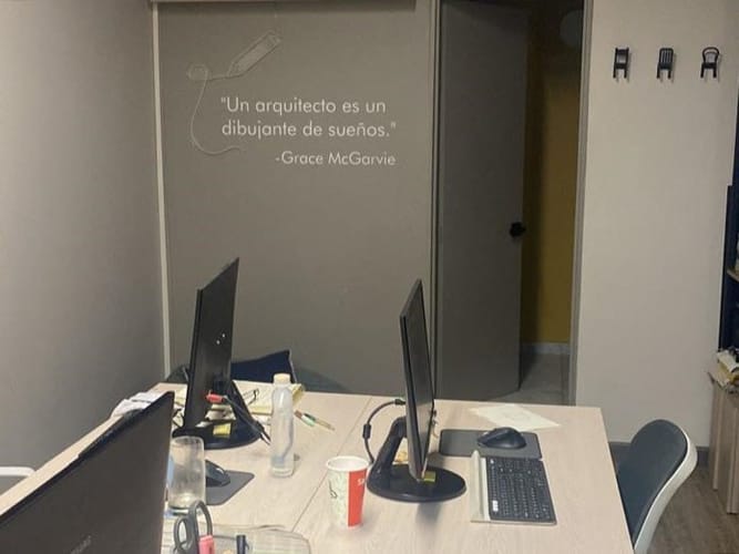Oficina en arriendo en El Poblado, Medellín, 47 m² · foto 5 de 6