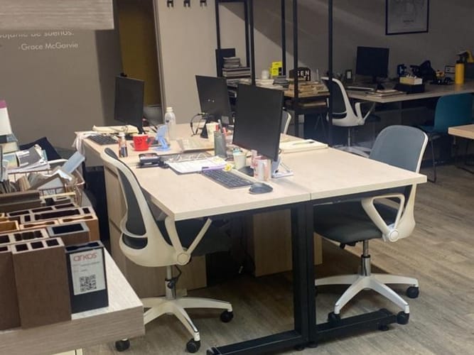 Oficina en arriendo en El Poblado, Medellín, 47 m² · foto 3 de 6