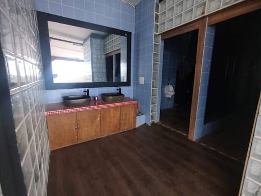 Local en arriendo en Asomadera No.2, Medellín, 282 m² · foto 5 de 11