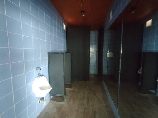 Local en arriendo en Asomadera No.2, Medellín, 282 m² · foto 7 de 11