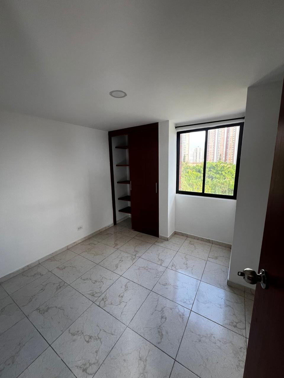 Apartamento en venta en Suramerica, La Estrella · foto 21 de 24