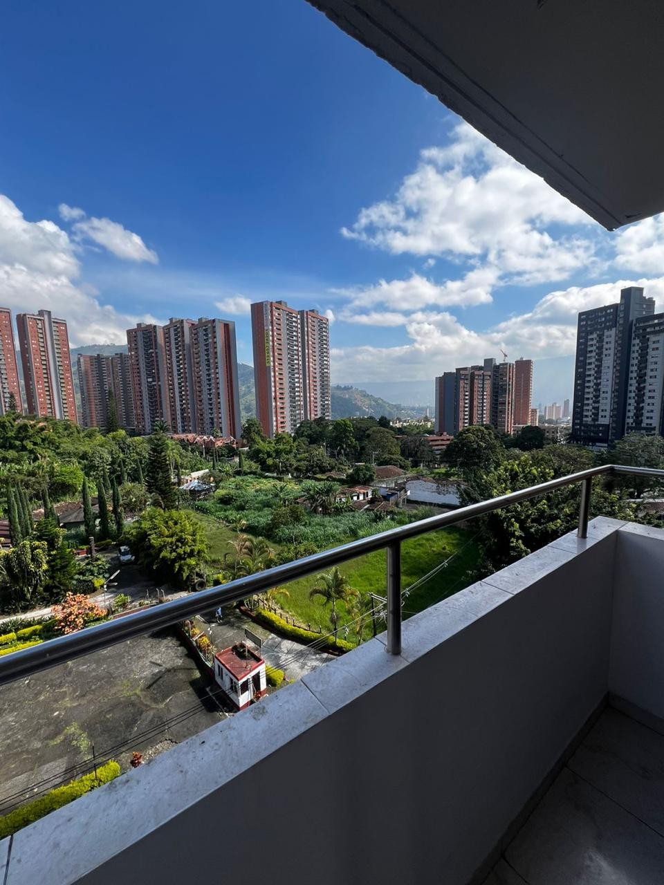 Apartamento en venta en Suramerica, La Estrella · foto 10 de 24