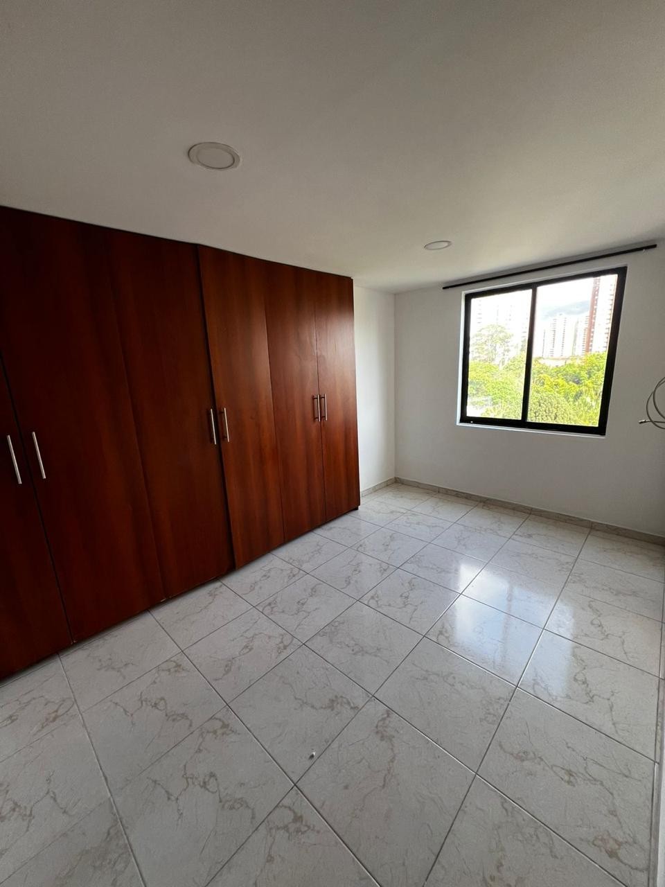 Apartamento en venta en Suramerica, La Estrella · foto 20 de 24