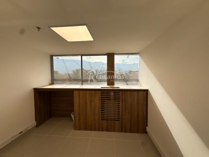 Oficina en arriendo en Suramericana, Medellín, 75 m² · foto 13 de 20