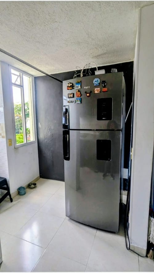 Apartamento de 3 alcobas en venta en Cr. Los Arroyuelos, Ibagué, 75 m² · foto 11 de 16