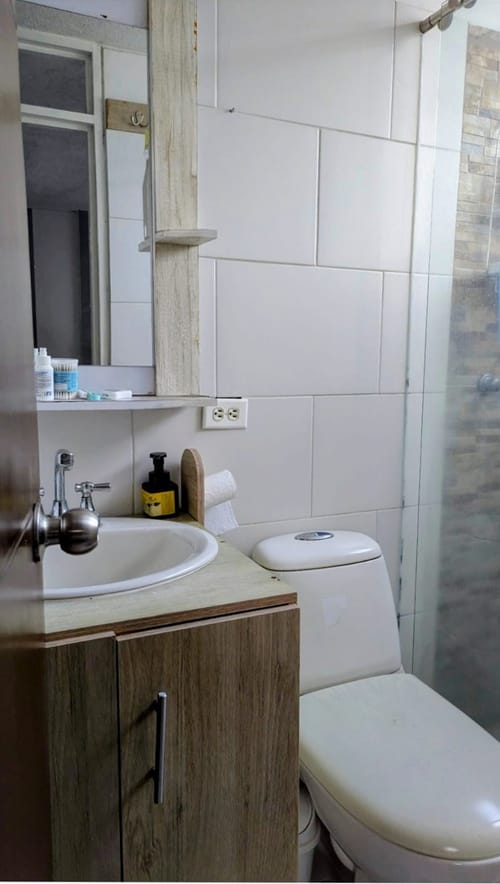 Apartamento de 3 alcobas en venta en Cr. Los Arroyuelos, Ibagué, 75 m² · foto 13 de 16