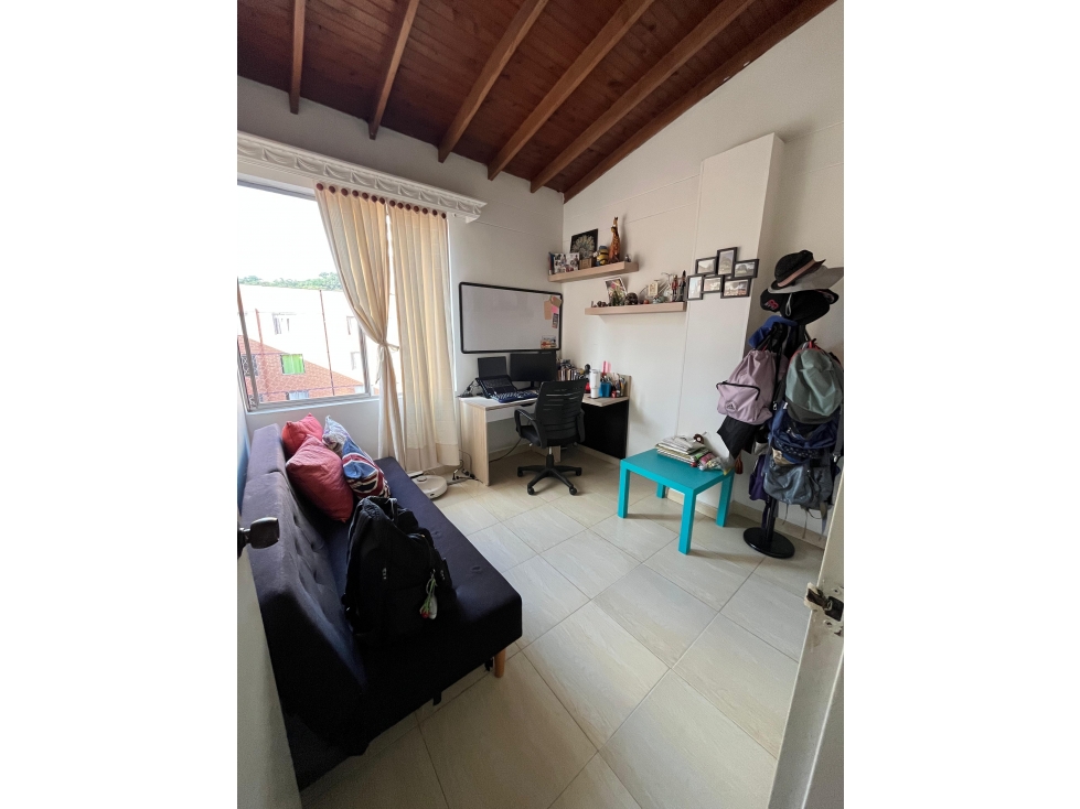 Apartamento en venta en Los Colores, Medellín · foto 12 de 17