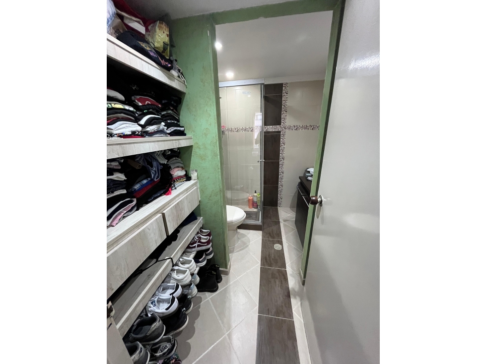 Apartamento en venta en Los Colores, Medellín · foto 13 de 17