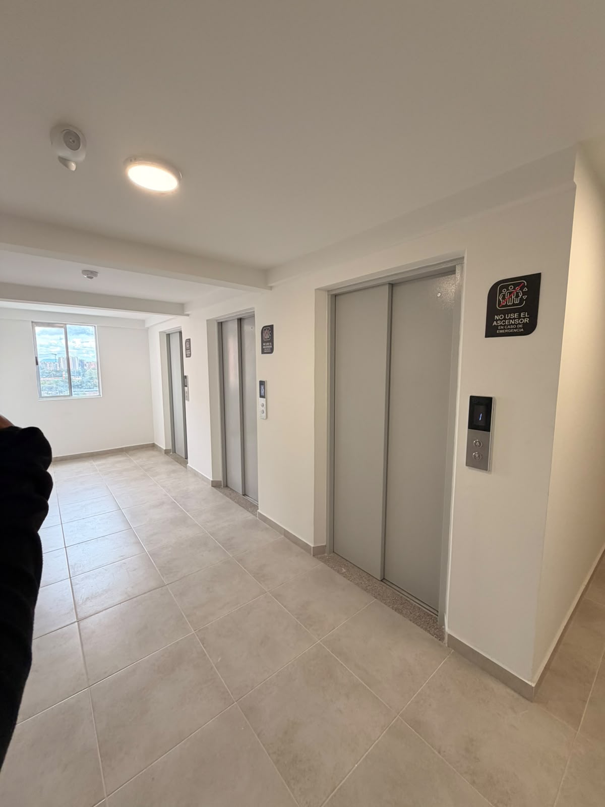 Apartamento en venta en Ciudad Salitre, Bogotá · foto 8 de 9