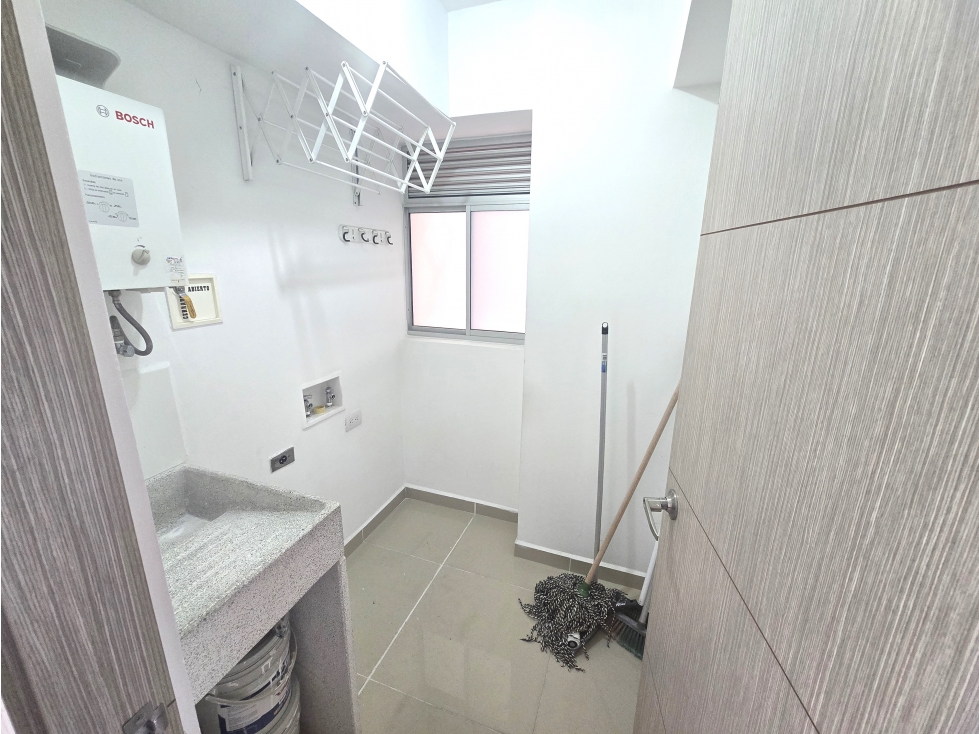 Apartaestudio en arriendo en Pan De Azucar, Envigado · foto 4 de 7