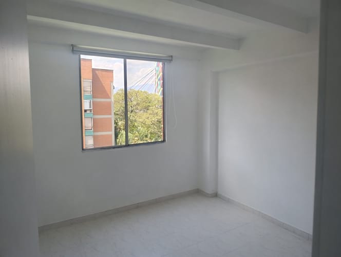 Apartamento de 3 alcobas en arriendo en Patio Bonito, Medellín, 100 m² · foto 6 de 15